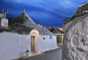 Гостиница Trulli Holiday Albergo Diffuso  Альберобелло